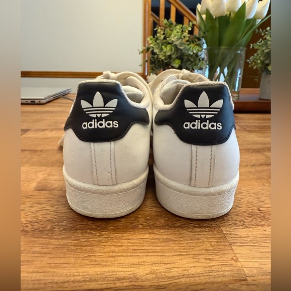 Adidas Super Star Sneakers size 7.5 - Picture 7 of 11